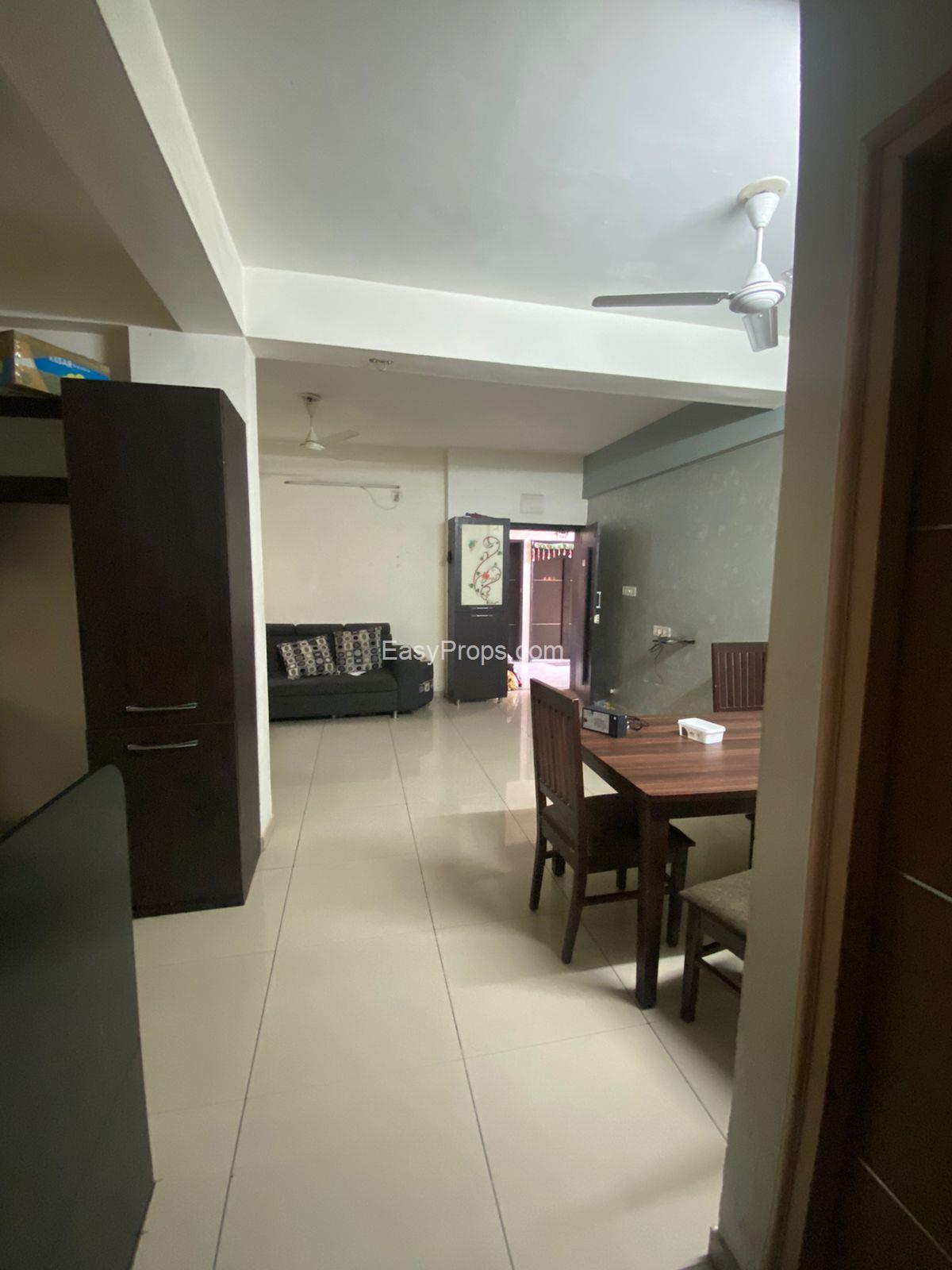 2 BHK FLAT ON SELL